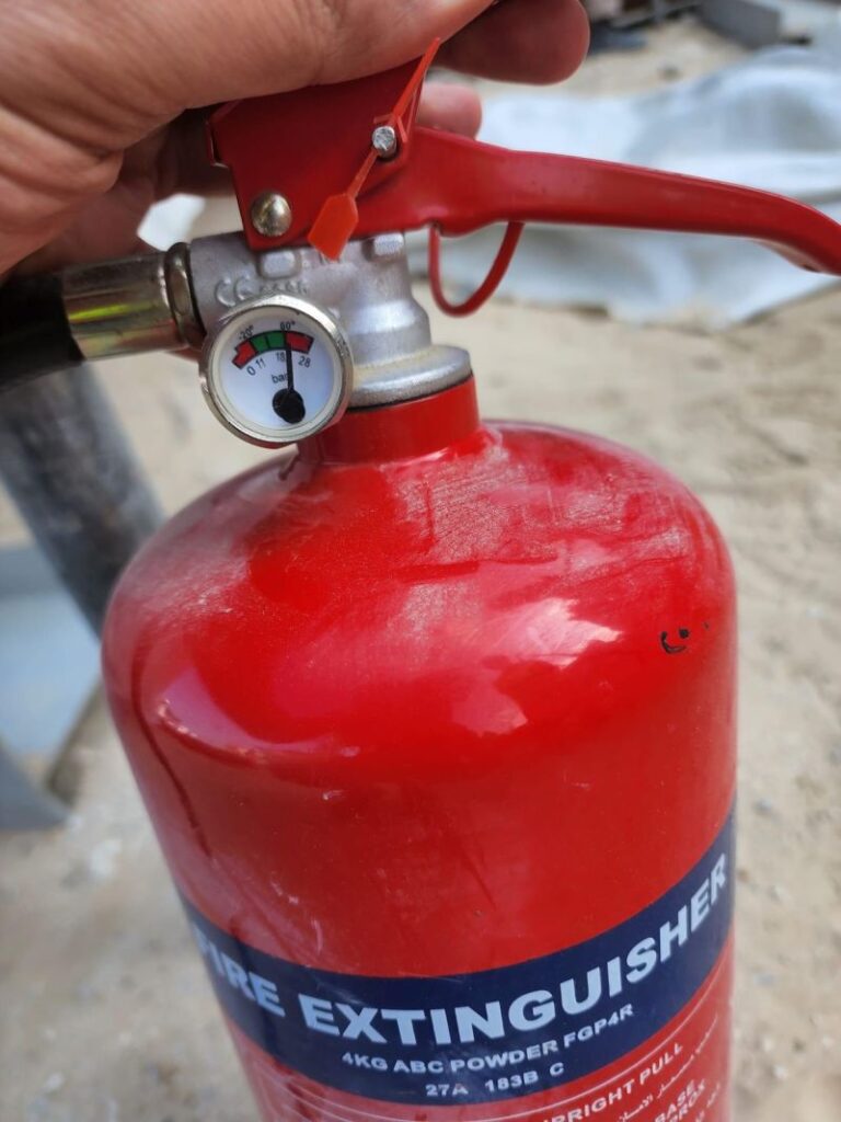 صيانة ومدة صلاحية طفاية الحريق: دليلك لتوفير التكلفة